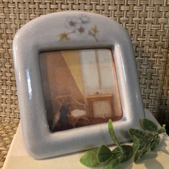 Small Vintage Blue Porcelain Floral Frame With Picture-Terragrafics California - Picture 3 of 12